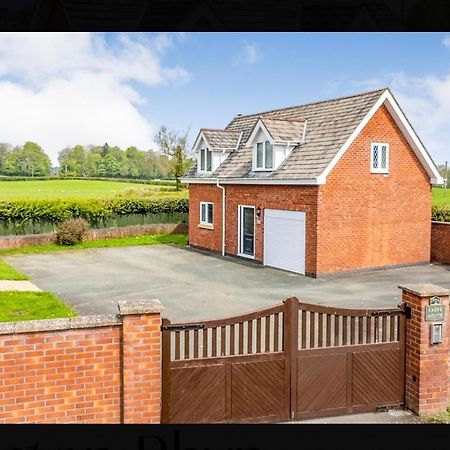 Apartamento The Little House, Oswestry Chirk Exterior foto